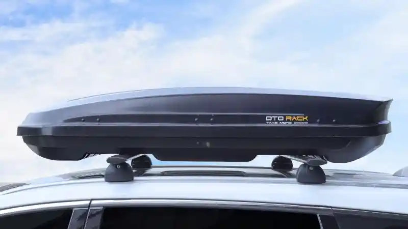 Foto - Roof Box Rp 4 Jutaan Ini, Bikin Anda Bisa Bawa Barang Banyak Saat Libur Panjang