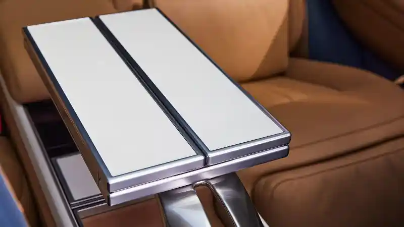 Foto - Range Rover SV Carmel, SUV Super Mewah Land Rover Hanya Dijual 17 Unit