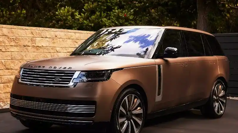 Berita - Range Rover SV Carmel, SUV Super Mewah Land Rover Hanya Dijual 17 Unit