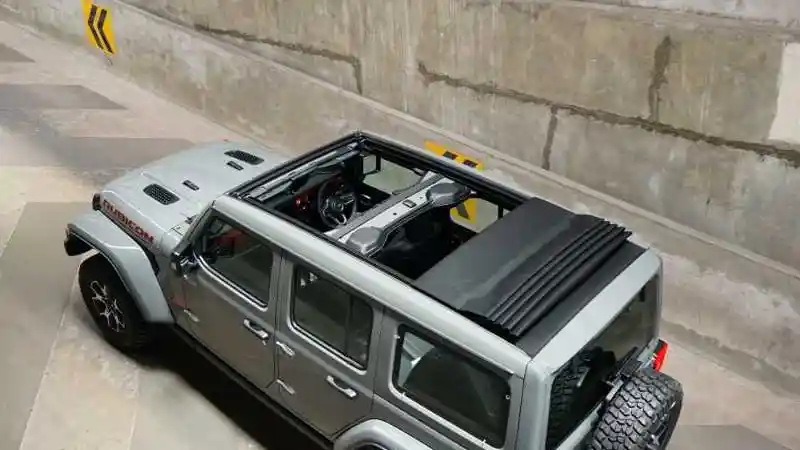 Foto - Jeep Wrangler Dapatkan Penyegaran di Indonesia. Atap Unik Seharga 20 Juta 