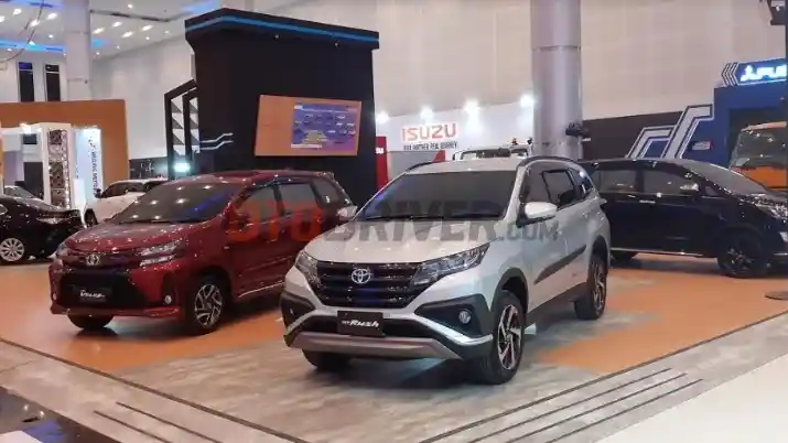Foto - Toyota Rush, Sosok Yang Hebat, 5 Tahun Tanpa Facelift