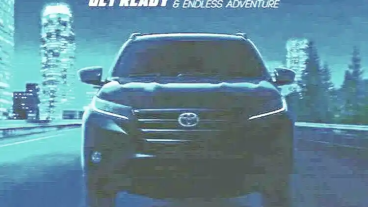 Berita - Ini Dia Tampilan Bagian Depan Toyota Rush Generasi Terbaru!