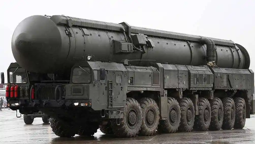 Foto - Jajaran Truk Militer Rusia Jadi Daya Tarik VE Day Di Moscow