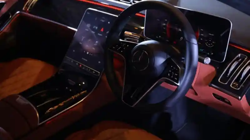 Foto - Tengok Detail Mercedes-Benz S-Class 2021, Sonderklasse Sebenarnya