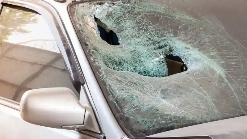 Foto - Kaca Mobil Bukan Kaca Sembarangan, Ini Jenis yang Dipakai