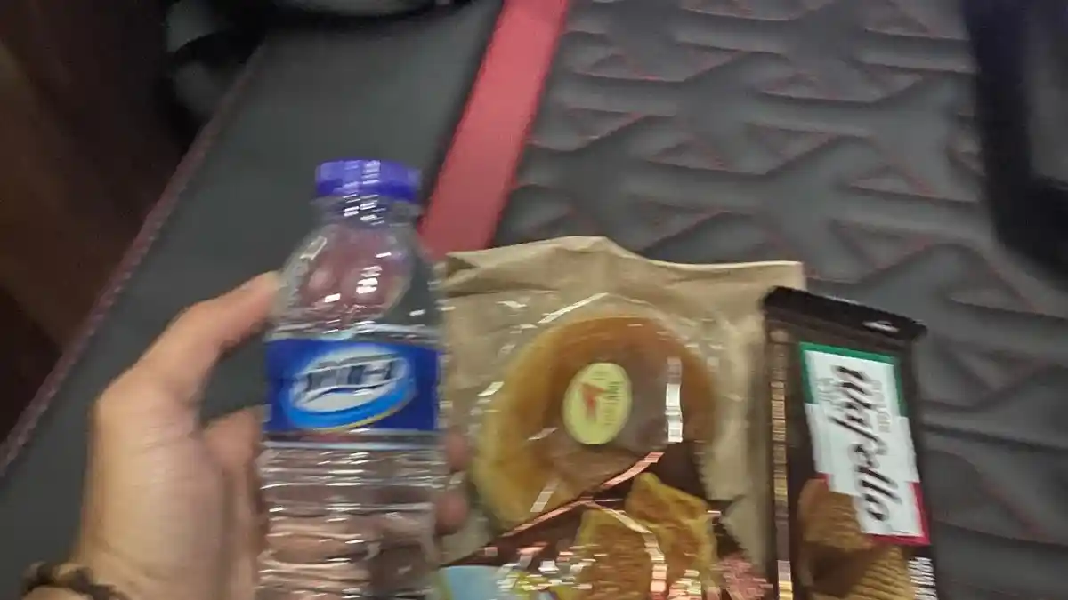 Foto - Perang Snack Antar PO Makin Menjadi