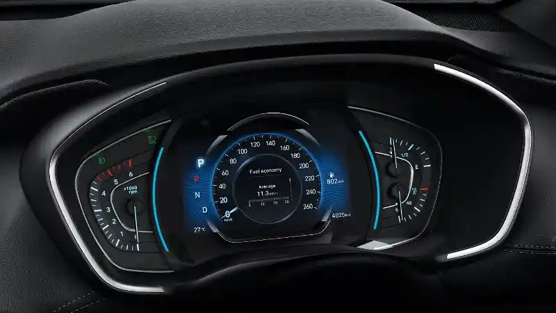 Foto - Hyundai Santa Fe Indonesia Hadir Dengan Fitur Baru 