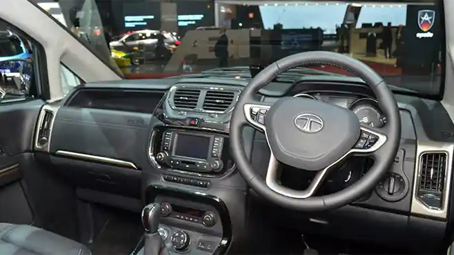 Foto - Tata Bikin Pesaing Fortuner Berbasis Land Rover Discovery Sport