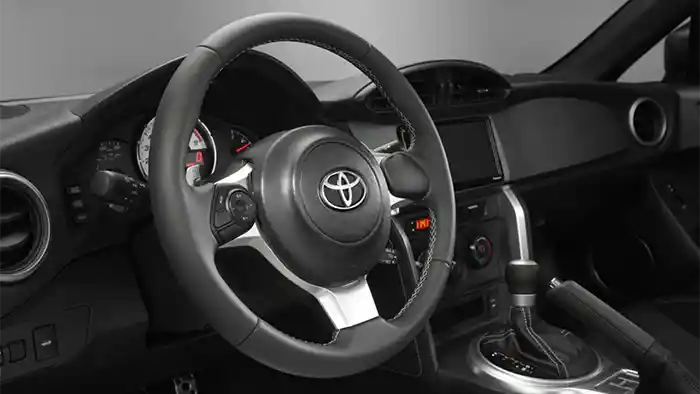 Foto - Toyota 86 Dapat Perubahan Eksterior, Interior, Suspensi Hingga Mesin
