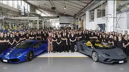 Berita - Lamborghini Rayakan Pencapaian Jumlah Produksi Aventador Ribuan Unit