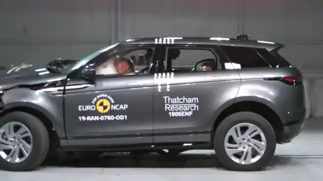 Crash Test - VIDEO: Crash Test Range Rover Evoque 2019 (Euro NCAP)