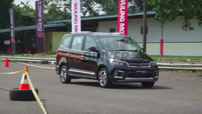 First Drive - First Drive: Wuling Confero S ACT