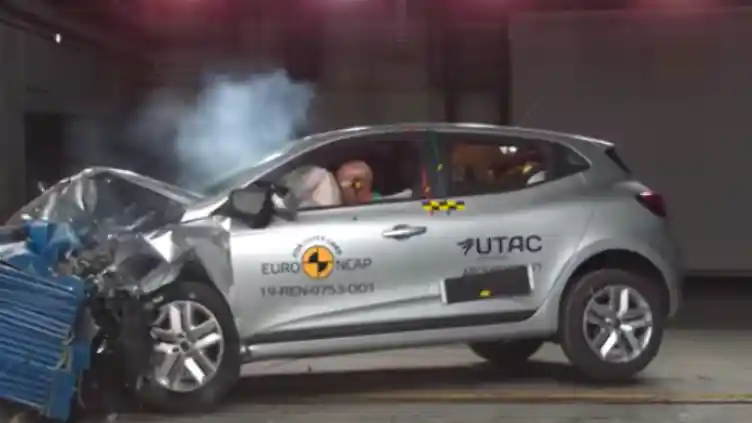 Crash Test - VIDEO: Crash Test Renault Clio 2019 (Euro NCAP)