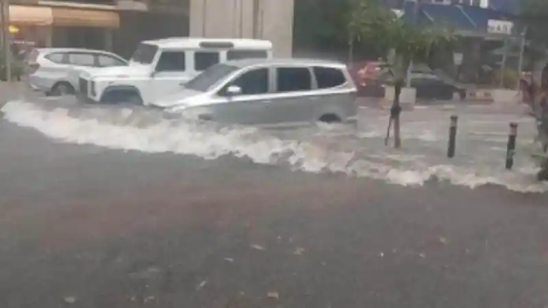 Tips - Kerusakan Yang Kerap Terjadi Ketika Mobil Ketika Banjir