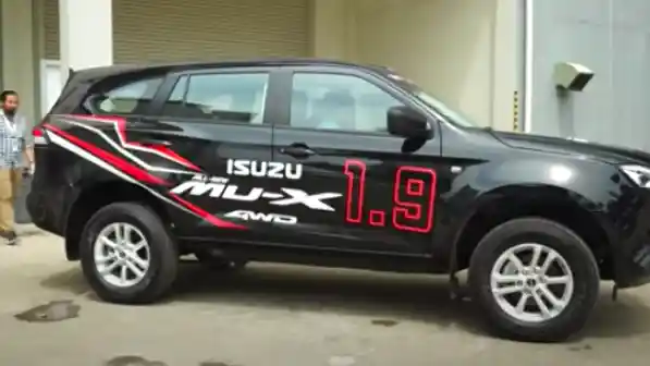 Foto - Daftar Harga SUV Ladder Frame Terbaru (Mei 2022)