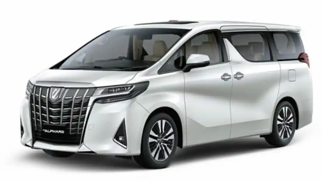 Crash Test - Toyota Alphard Menuai Pujian dari Lembaga Uji Tabrak