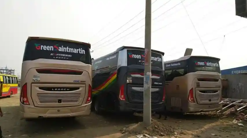 Foto - Bus Karya Karoseri Indonesia Jadi Bahan Contekan Di Bangladesh
