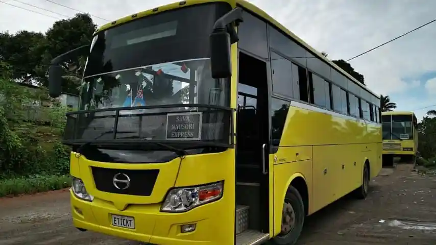 Foto - Bodi Bus Laksana, Dari Ungaran Hingga Mancanegara 