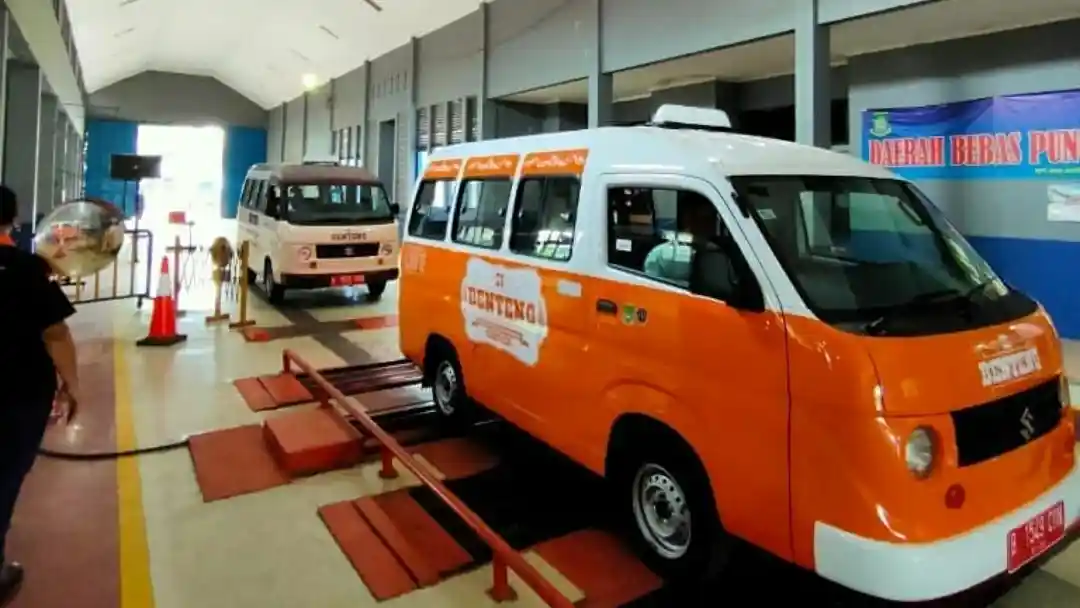 Berita - Sebelum Mangkrak, Angkot Si Benteng Sempat Uji KIR
