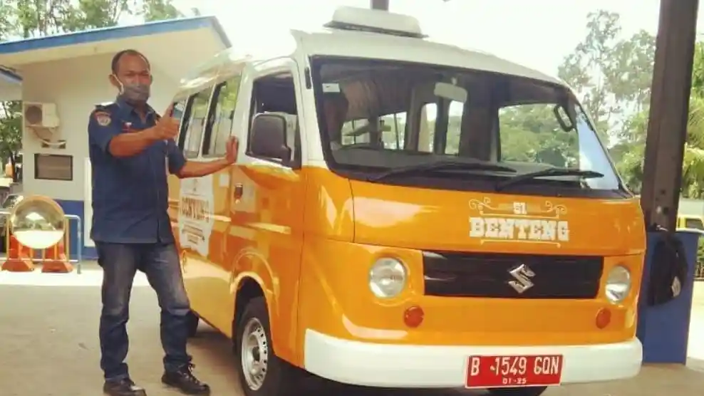 Berita - Karena Corona, Nasib Angkot Si Benteng Kini Merana