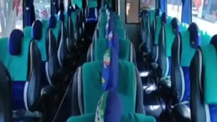 Bus - Bus Pariwisata Juga Hadirkan Konsep Social Distancing