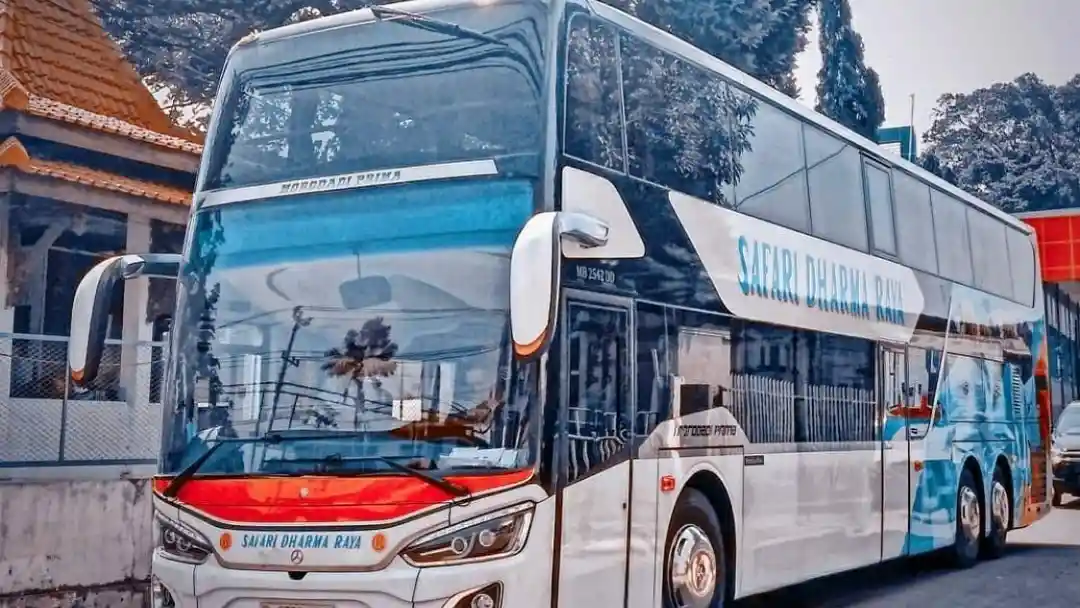 Bus - Bus Tingkat PO Safari Dharma Raya Kini Layani Rute Jogja-Jakarta