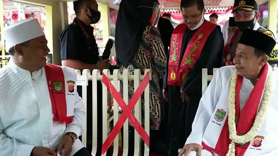 Foto - Gatrik Jadi Bus Silaturahmi Tokoh Antar Agama