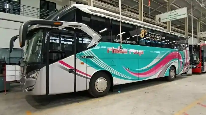 Bus - Baru Keluar Karoseri Bus Rimba Raya Sudah Masuk Bengkel Lagi, Kenapa?
