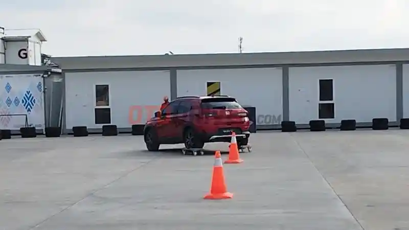 Foto - Honda Ajak Jajal Semua Varian RS dan Civic Type R di Mandalika 