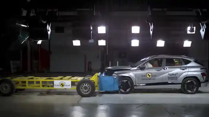 Crash Test - VIDEO: Crash Test Hyundai Kona (Euro NCAP)