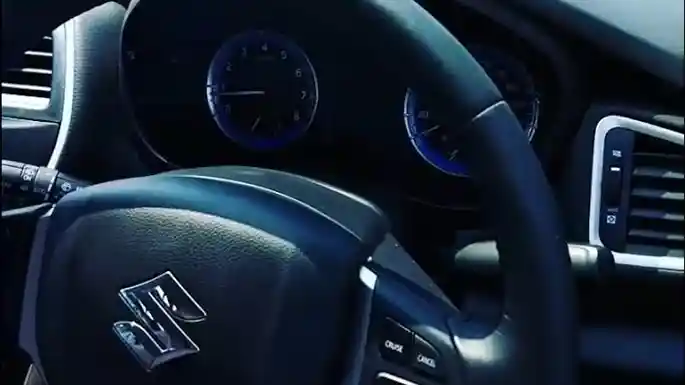 Foto - Suzuki S-Cross Sudah Hadir di Indonesia, Ini Penampakannya