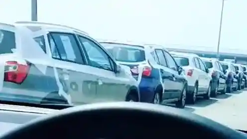 Foto - Suzuki S-Cross Sudah Hadir di Indonesia, Ini Penampakannya