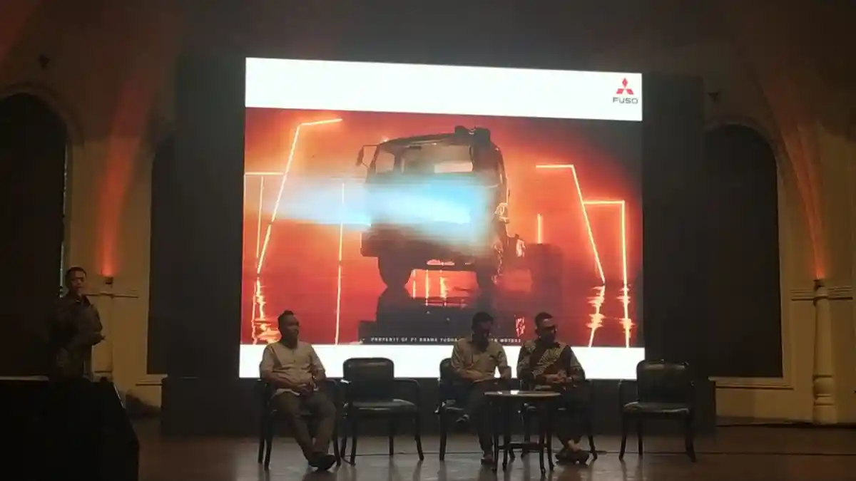 Truk - GIIAS 2019: Fuso Janji Luncurkan 6 Varian Terbaru Truk Fighter Versi Panjang