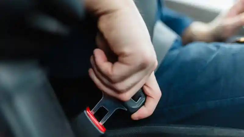 Foto - Seatbelt Tak Bisa 'Basi', Namun Bisa Rusak