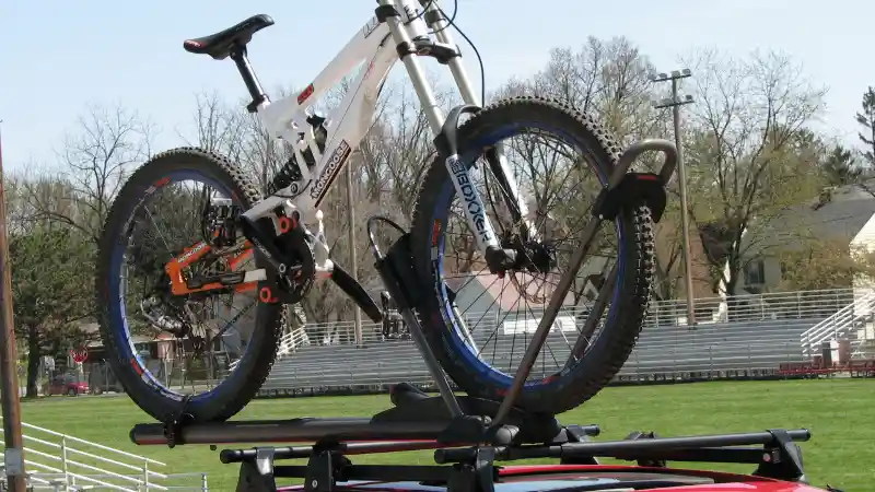 Foto - 4 Kriteria Penting Memilih Mobil untuk Mendukung Hobi Bersepeda