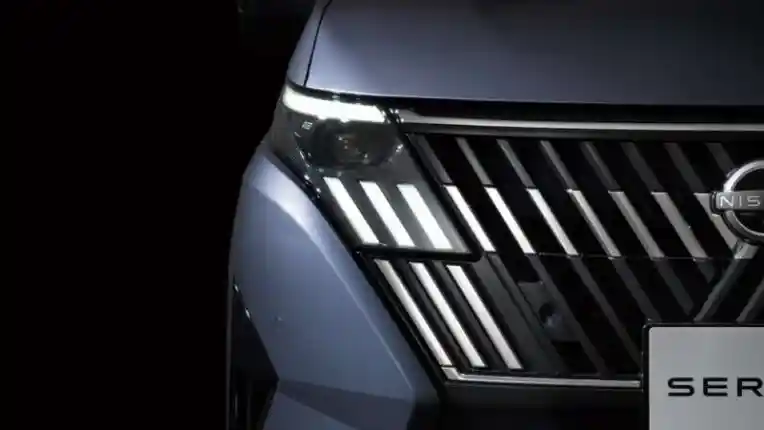 Foto - Nissan Serena C28 Dapatkan Facelift dan Upgrade, Wajahnya Jadi Lebih Unik