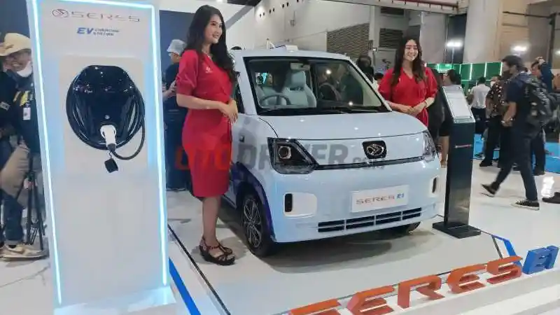 Foto - Sokonindo Perkenalkan Mobil Listrik Mungil Seres E1, Siap Jadi Pesaing Wuling Air Ev?