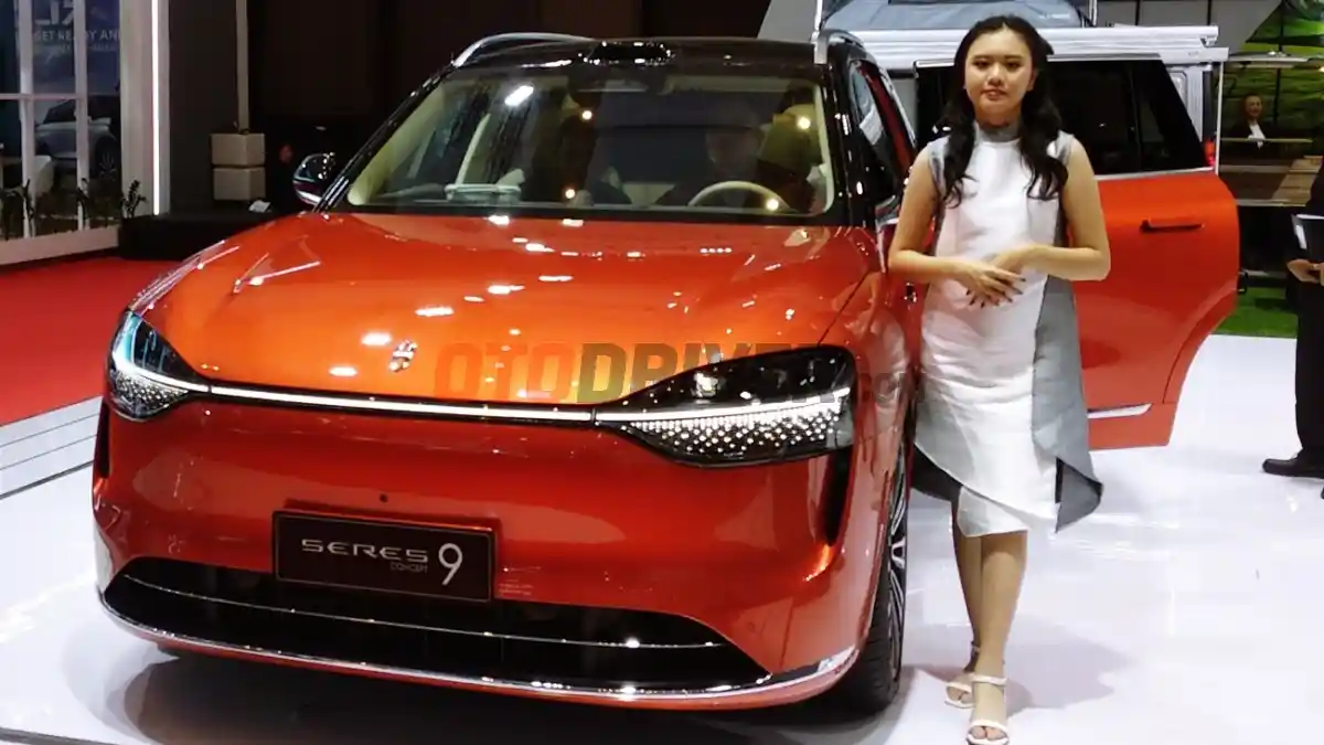 Foto - DFSK Perkenalkan Logo Baru, Akan Ada Produk Baru?