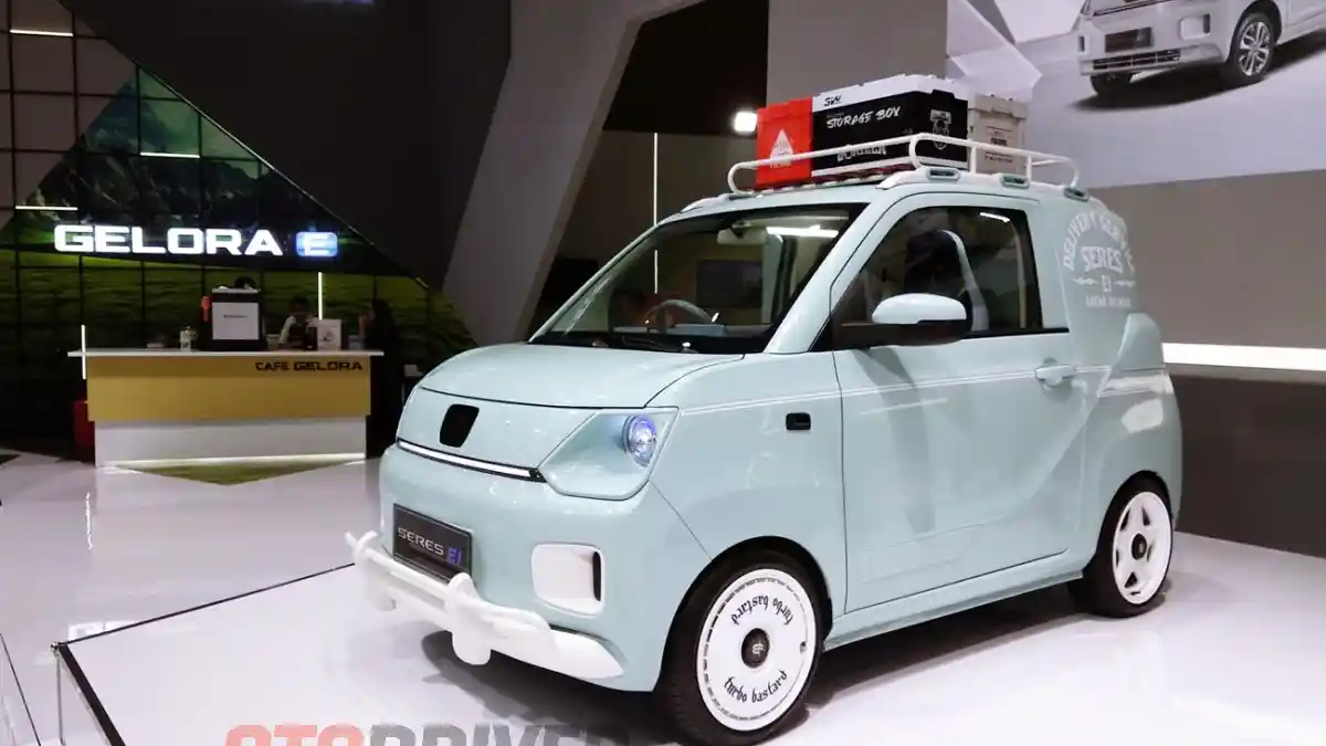 Berita - Seres Tampilkan E1 Versi Cargo Dan Two Tone