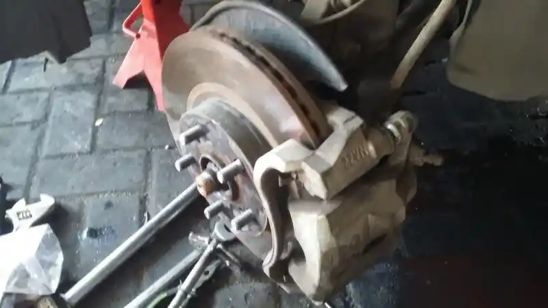 Foto - Catat! Komponen Wajib Diwaspadai Ketika Mobil Berusia 5 Tahun