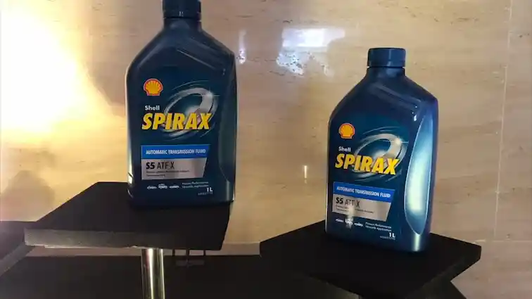 Foto - Bolehkah Mengisi Oli Transmisi Otomatik Konvensional Untuk Matic Kopling Ganda?