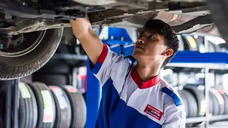 Foto - Shop&Drive Siap Periksa 11 Titik di Mobil Sebelum Mudik