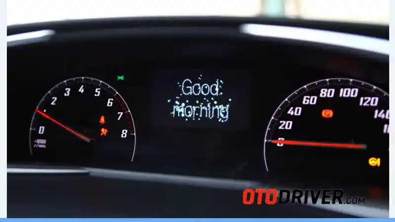 Foto - FIRST DRIVE: Toyota Sienta Q A/T 