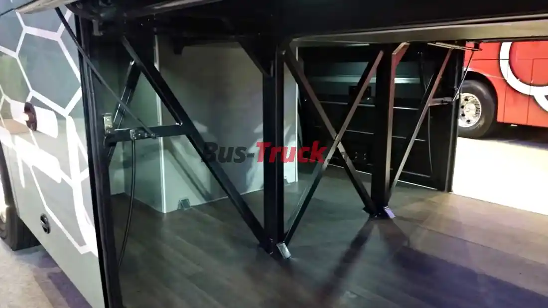 Foto - Lebih Dekat Lagi Dengan Sasis “Space Frame”