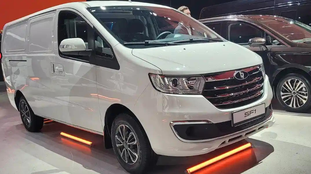 Foto - Beberapa Brand Asal Russia Ini Kembali Lahir Setelah Perang Dengan Ukraina