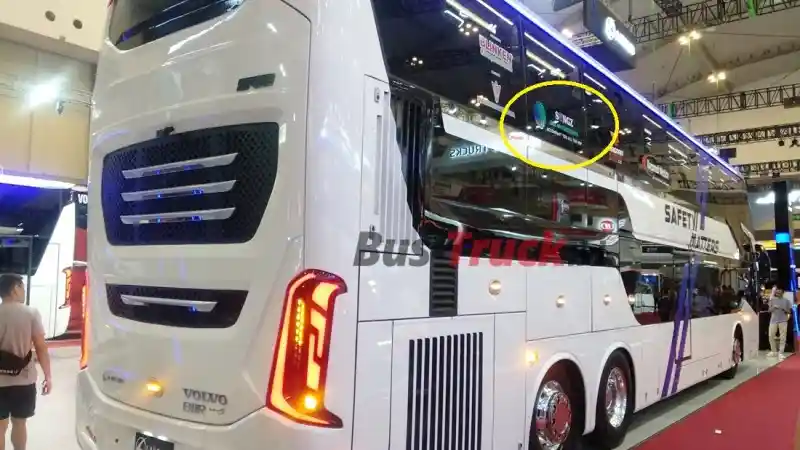 Foto - Songz, Jagoan AC Bus Asal Tiongkok