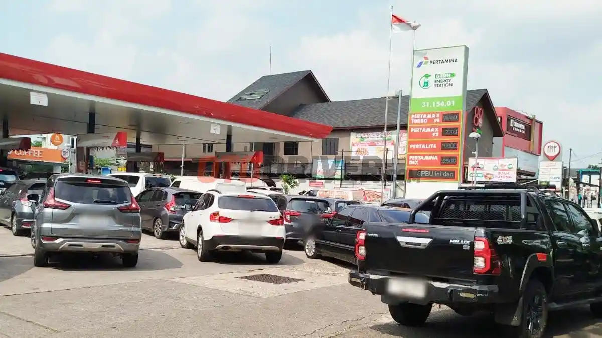 Foto - Harga Solar Di SPBU Vivo Tidak Naik