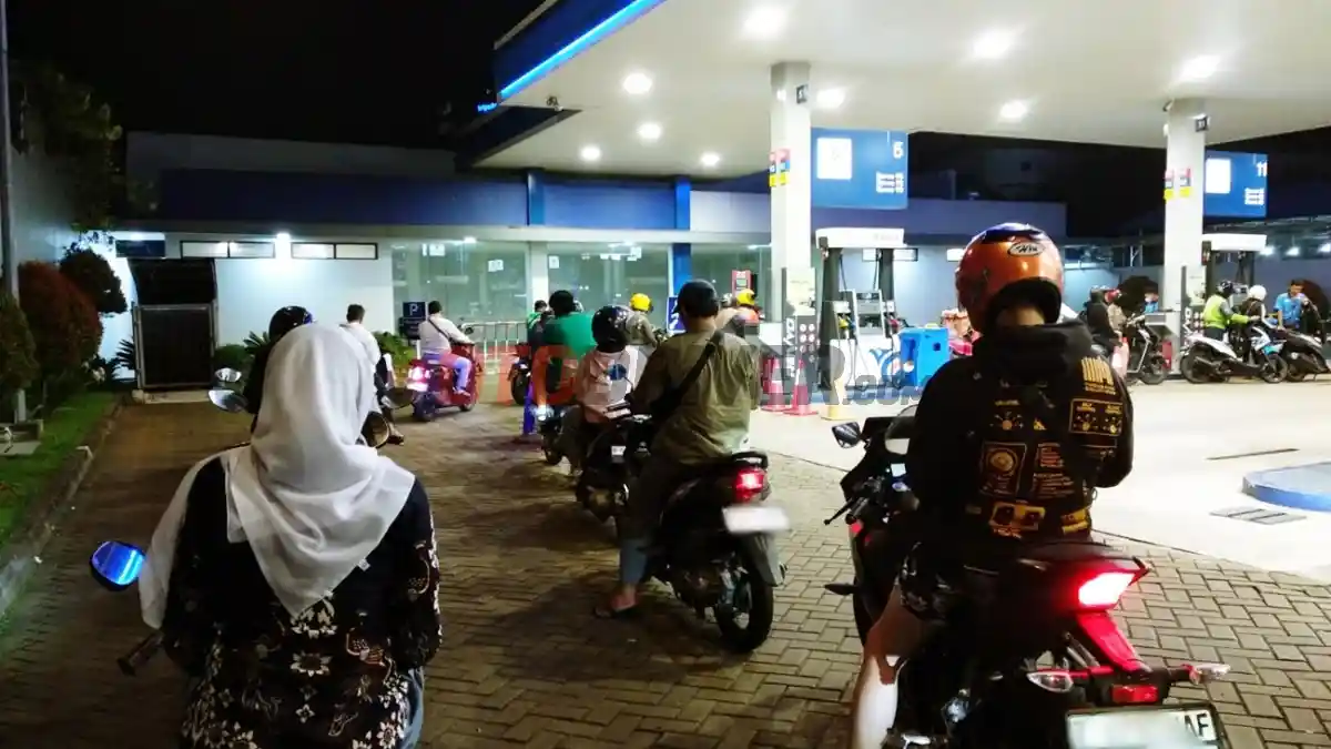 Foto - BBM Non Subsidi Wilayah Jakarta Turun Harga Serempak