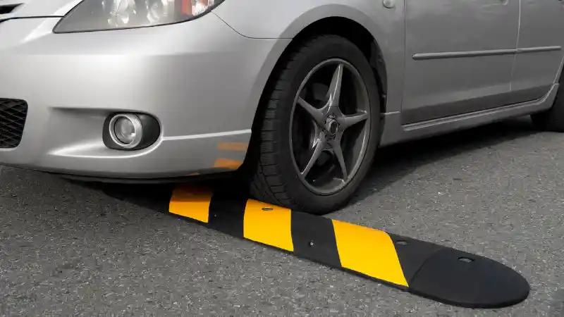 Foto - Inilah 3 "Polisi Tidur" yang Legal Menurut Kementerian Perhubungan 