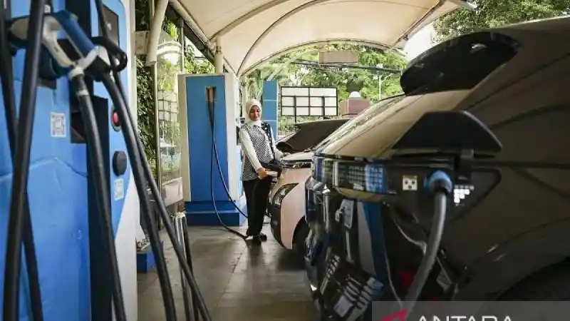 Berita - PLN: Seluruh Rest Area Sumatera-Jawa Tersedia SPKLU